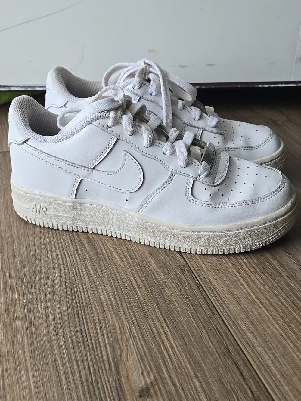 Nike Air Force 1 White Sneakers